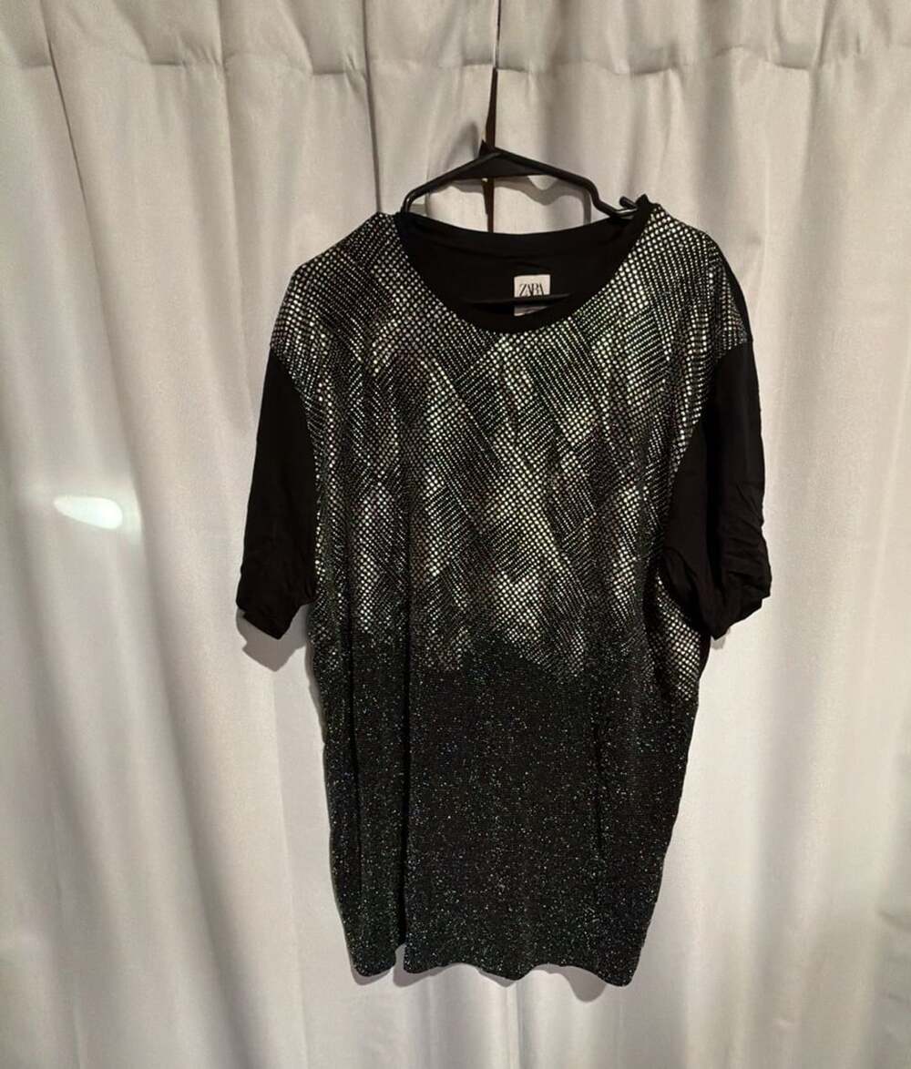 Zara T-Shirt Size XL Black Metallic Rhinestone Dot Ombre Short Sleeve